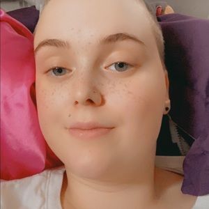 Meet your Posher, Holly